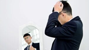 DEHB için önemli açıklamalarda bulunan uzmanlar, bu rahatsızlığın belirtilerinin çocukluk