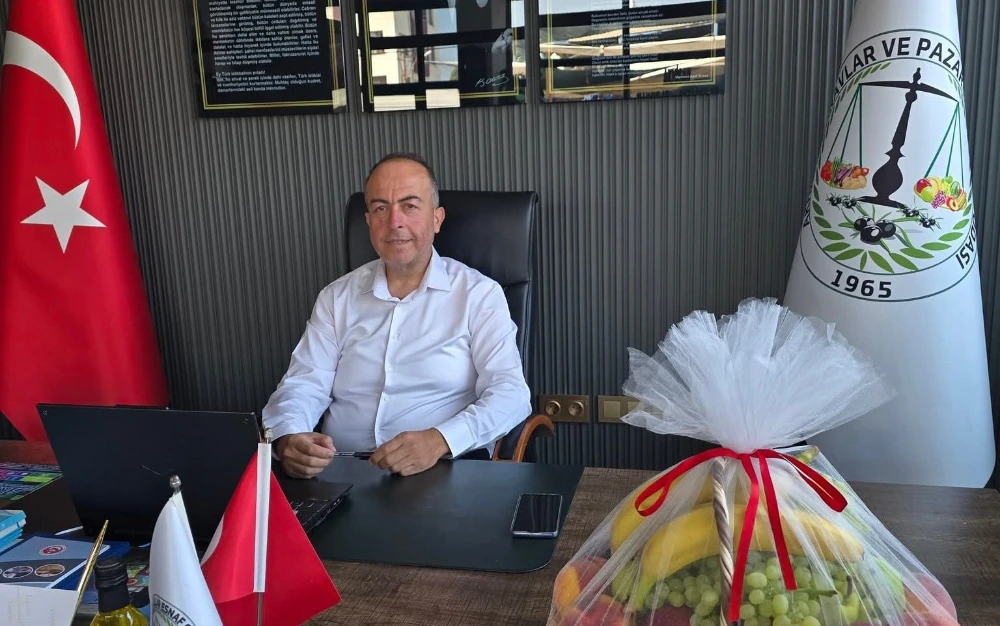 Mustafa Güral, pazarcı esnafının pahalılığın sorumlusu olmadığını vurgulayarak, “Pazarcı halkın