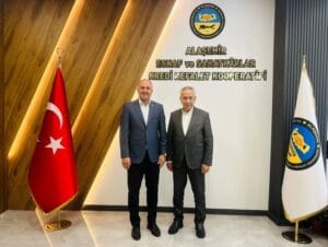 22.Dönem TBMM Başkanı Bülent Arınç, Alaşehir Esnaf ve Sanatkarlar Kredi