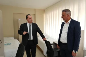 Manisa Büyükşehir Belediyesi’nin kız üniversite öğrencilerine yönelik hayata geçirdiği ilk