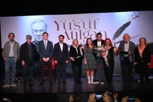 Manisa Büyükşehir Belediyesi’nin düzenlediği ‘Yusuf Atılgan Roman Ödülü’nde, “Su Fırtınası”