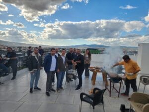 MANSİAD, üyeleriyle birlikte düzenlediği “Mangal Partisi” organizasyonunda bir araya gelerek
