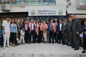Manisa’da dünyanın merkezi Menye olarak bilinen Kula Gökçeörenliler ve Sevenler