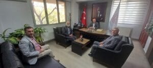 Saadet Partisi Turgutlu İlçe Başkanı İbrahim Köse ve yönetimi, Turgutlu