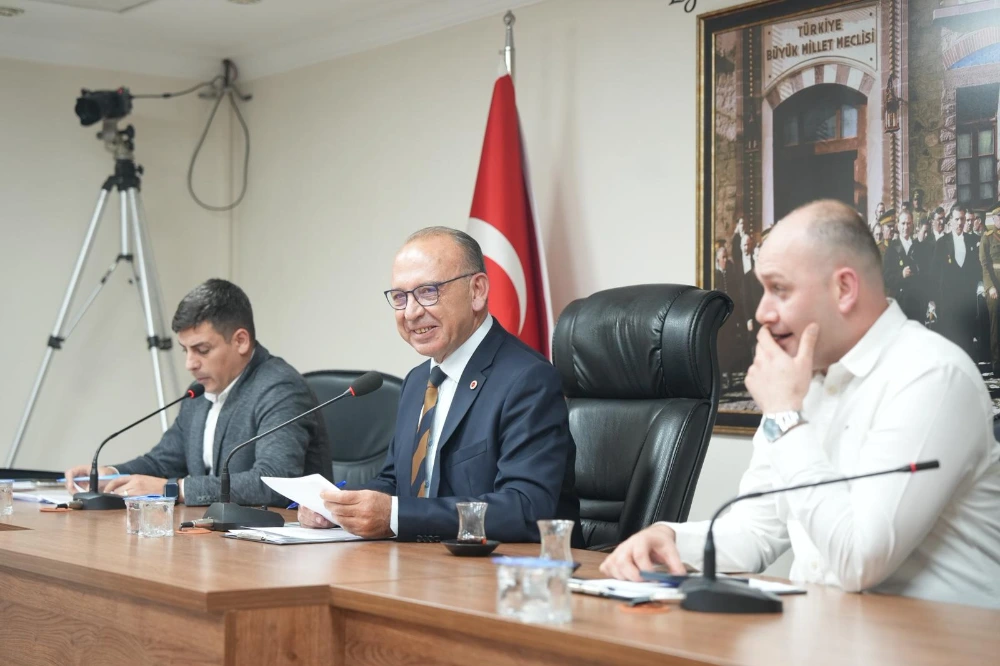 Turgutlu Belediye Meclisi, 2025 yılının son oturumunda 16 gündem maddesini