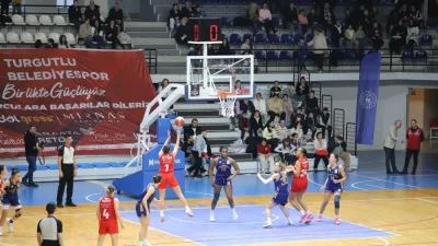 Turgutlu Belediyesi Kadın Basketbol ve Kadın Voleybol takımları, haftayı Fenerbahçe