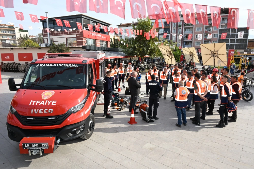 Manisa Büyükşehir Belediyesi, Mahalle Afet Gönüllüleri Projesi ile afet, yangın