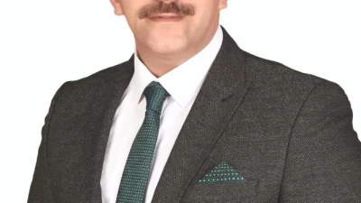 Manisa’da 40 yıllık esnaflık geleneğini sürdüren Özkanlar AVM sahibi Halil