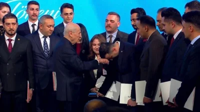 MHP Genel Merkezinin Siyaset ve Liderlik Okulu’ndan mezun olan Haşim
