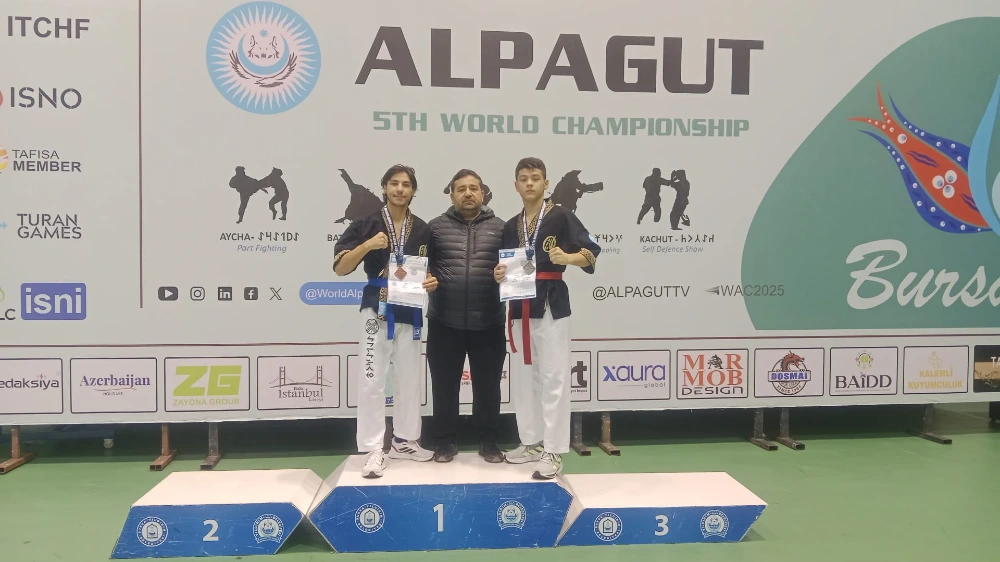 Manisalı sporculardan Alpagut’ta üç dünya derecesi Manisalı sporcular, Bursa’da düzenlenen Alpagut 5. Dünya Şampiyonası’ndan üç madalya