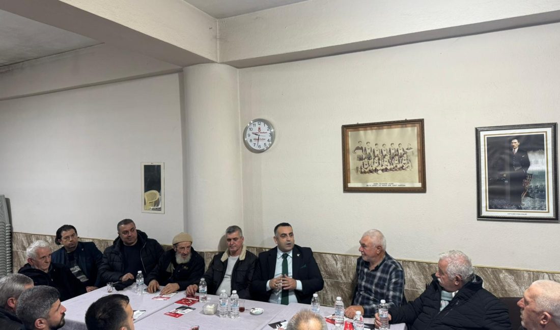 Yeniden Refah Partisi Şehzadeler İlçe Başkanı İbrahim Şahin ve yönetim
