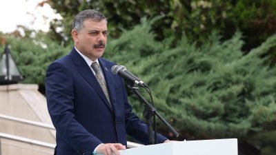 İçişleri Bakanı Mustafa Çiftçi, Manisa'nın Turgutlu ilçesinde 11 öğrencinin yaralandığı